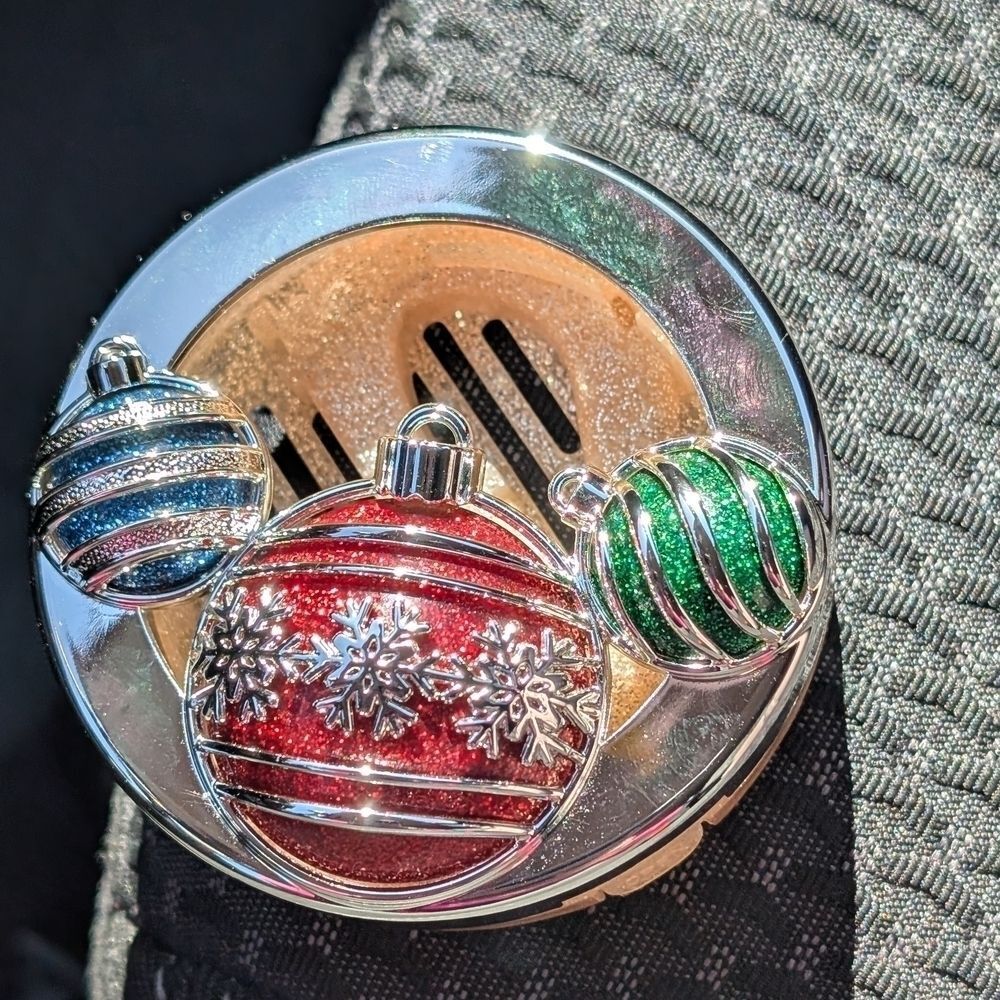 Bath & Body Works Ornaments Car Vent/Visor Clip (New)